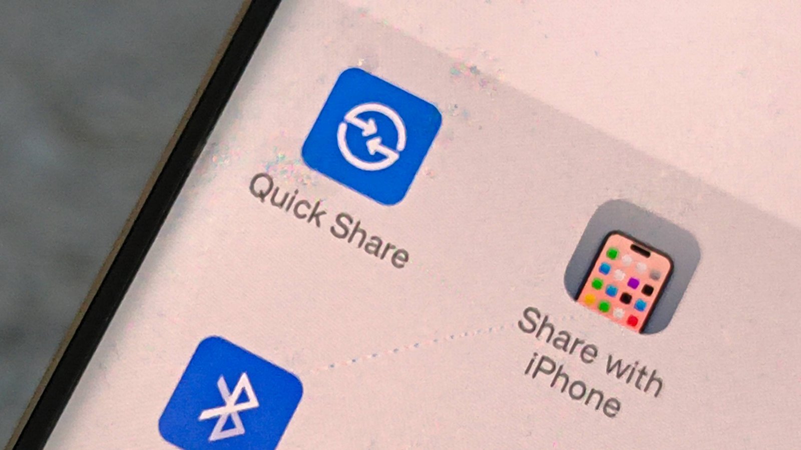 The Quick Share button on a Realme phone
